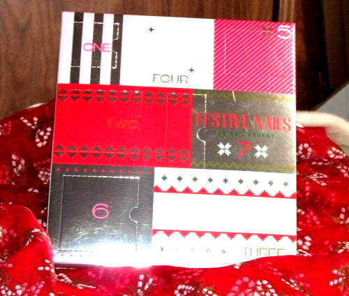 NAIL ADVENT Festive Nails 7 surprise boxes, see description TWELVE NYC (H)