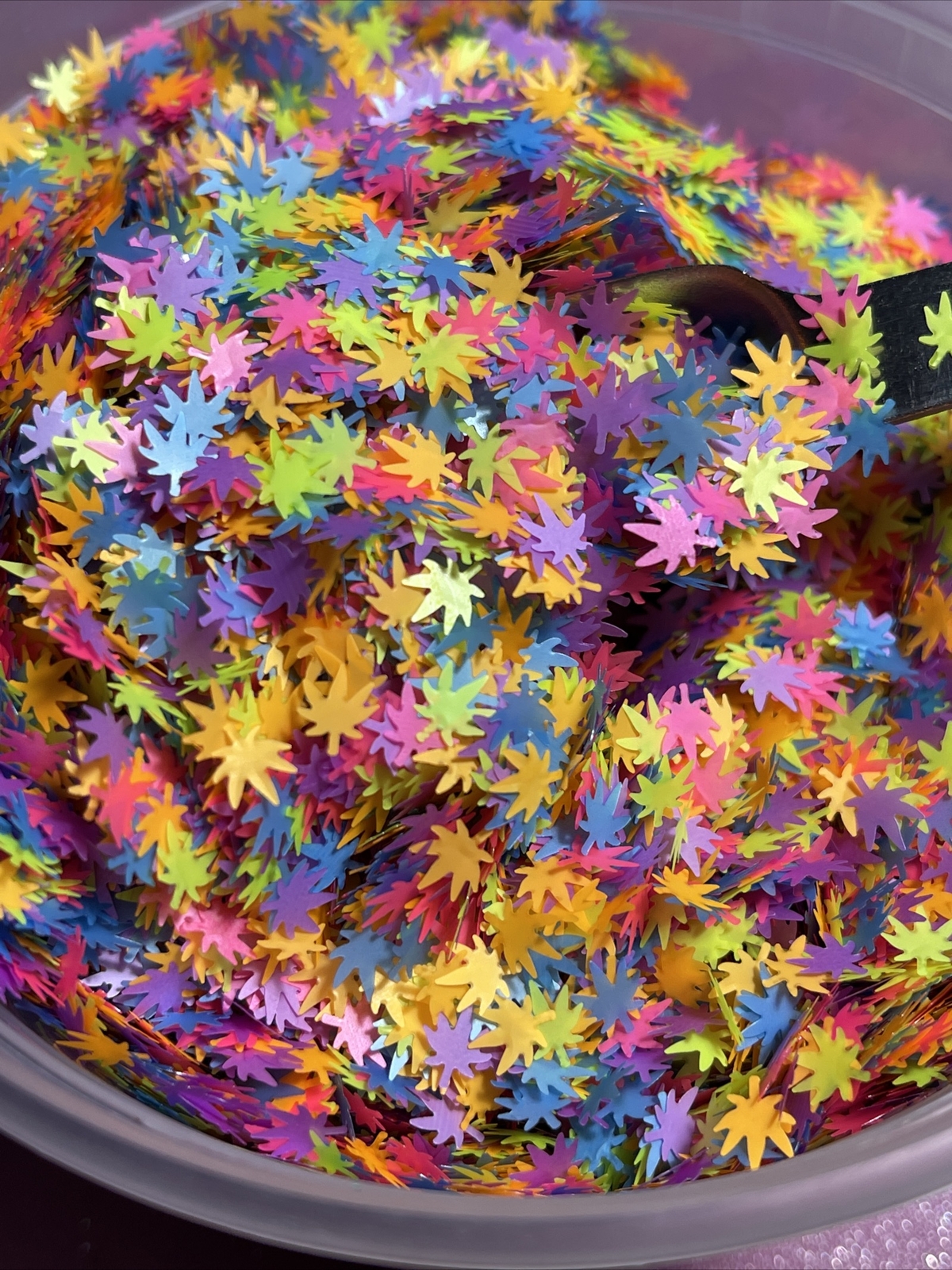 Solvent Resistant Neon Mix Hemp Cannabis Leaf Epoxy Resin Nail Art Festival TBPS
