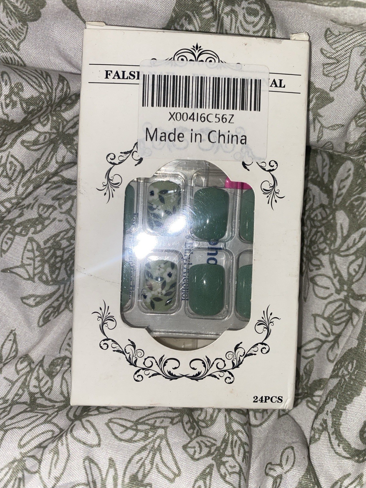 imPRESS Color FX Clear Holographic Short Square Press-On Nails No-Glue IMCF35
