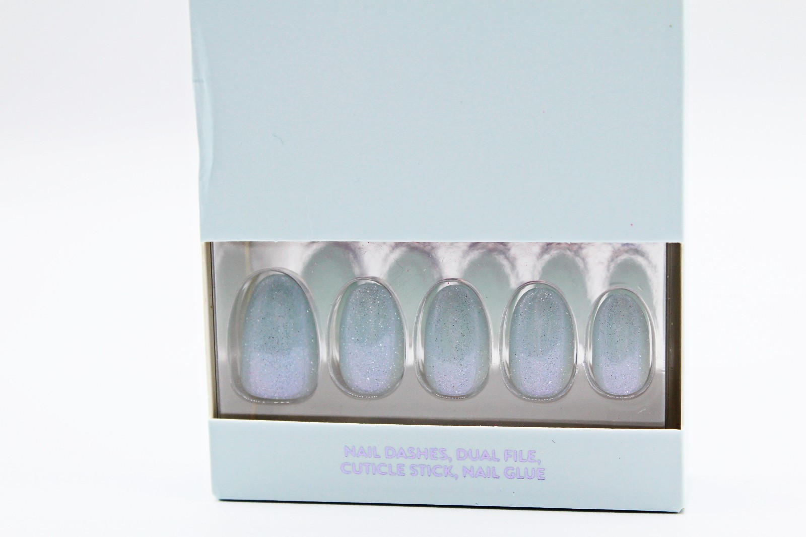 Red Aspen Short Almond Cloud Cascade Press-On False Nails- New in box