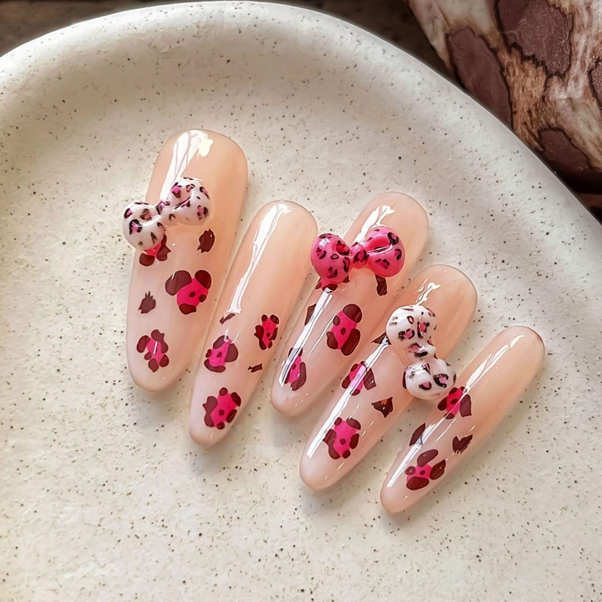 150Pcs Bow Heart Nail Art Charms Bow Nail Rhinestone with Leopard Print Designs