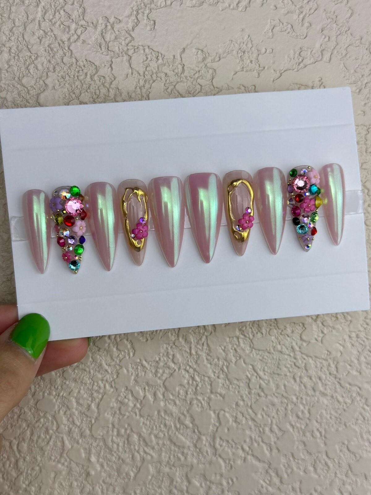 Custom Design – Almond Gel Press On Nails, 10 Piece Full Set W/ Installation