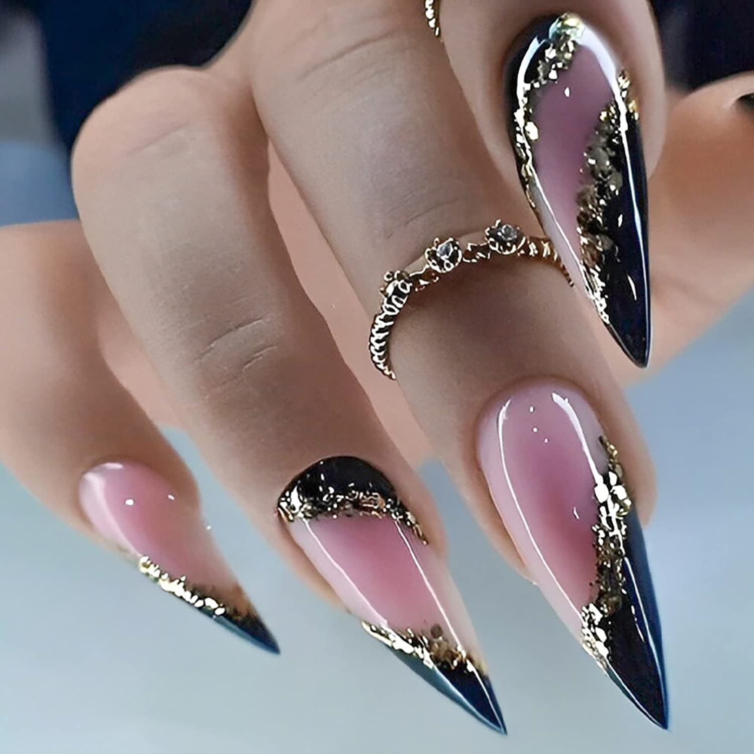 24Pcs Medium Press on Nails Artificial Acrylic Fingernails with Gold Foil Glitte