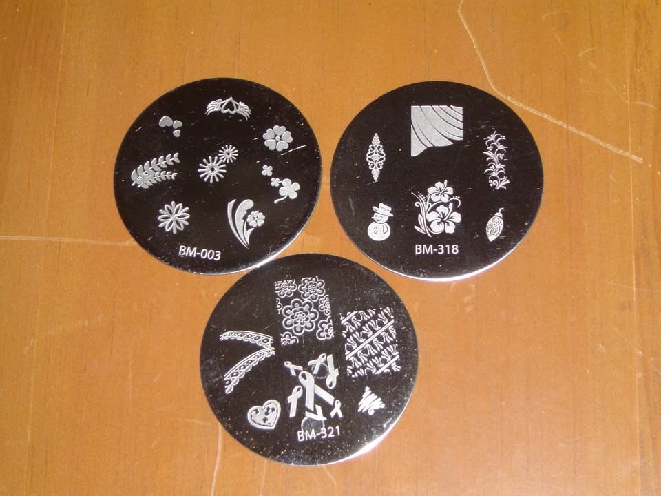 LOT 5 Stamping Plates ~ 2 PUEEN + 3 BUNDLE MONSTER + 25 NAIL GEMS + Nail Bling