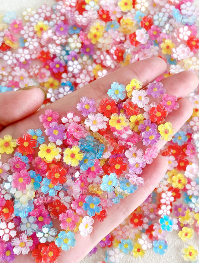 5Pcs Mini Daisy Flower Resin Flatback Nail Art Case Hair Pin Decoration NH17