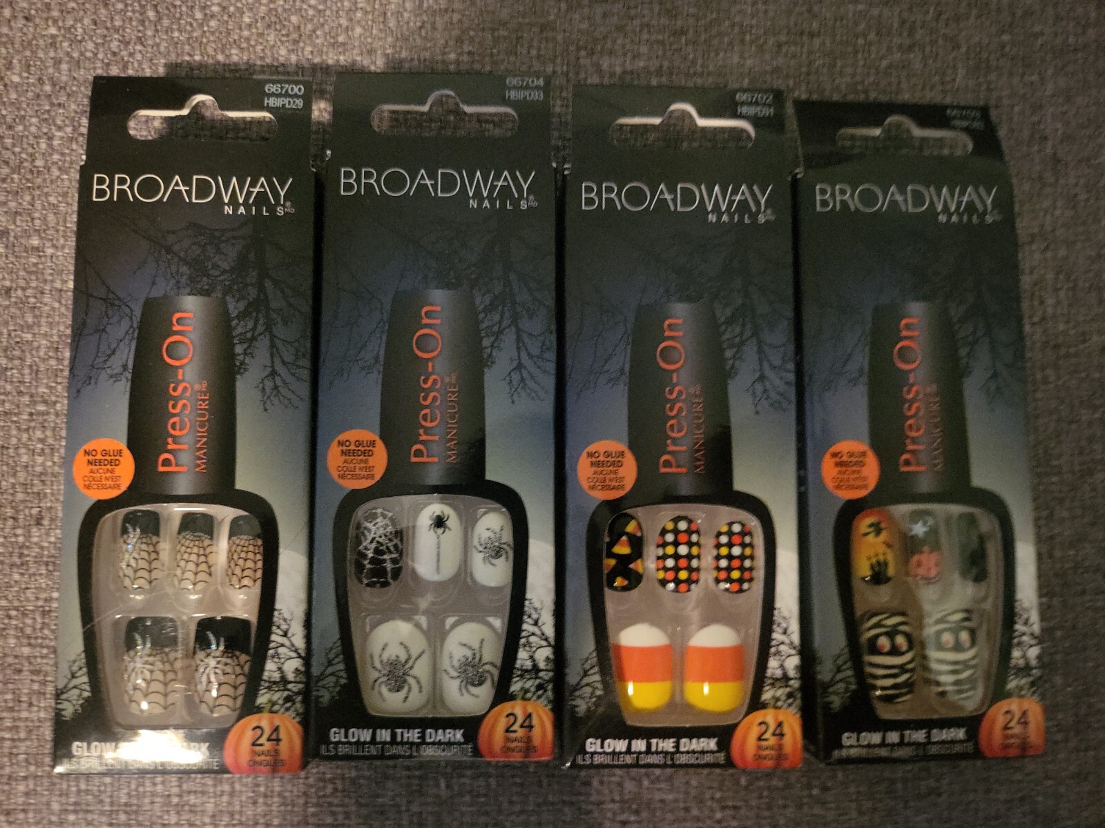 4 Broadway NAILS PRESS ON Medium Halloween nails Glow in Dark