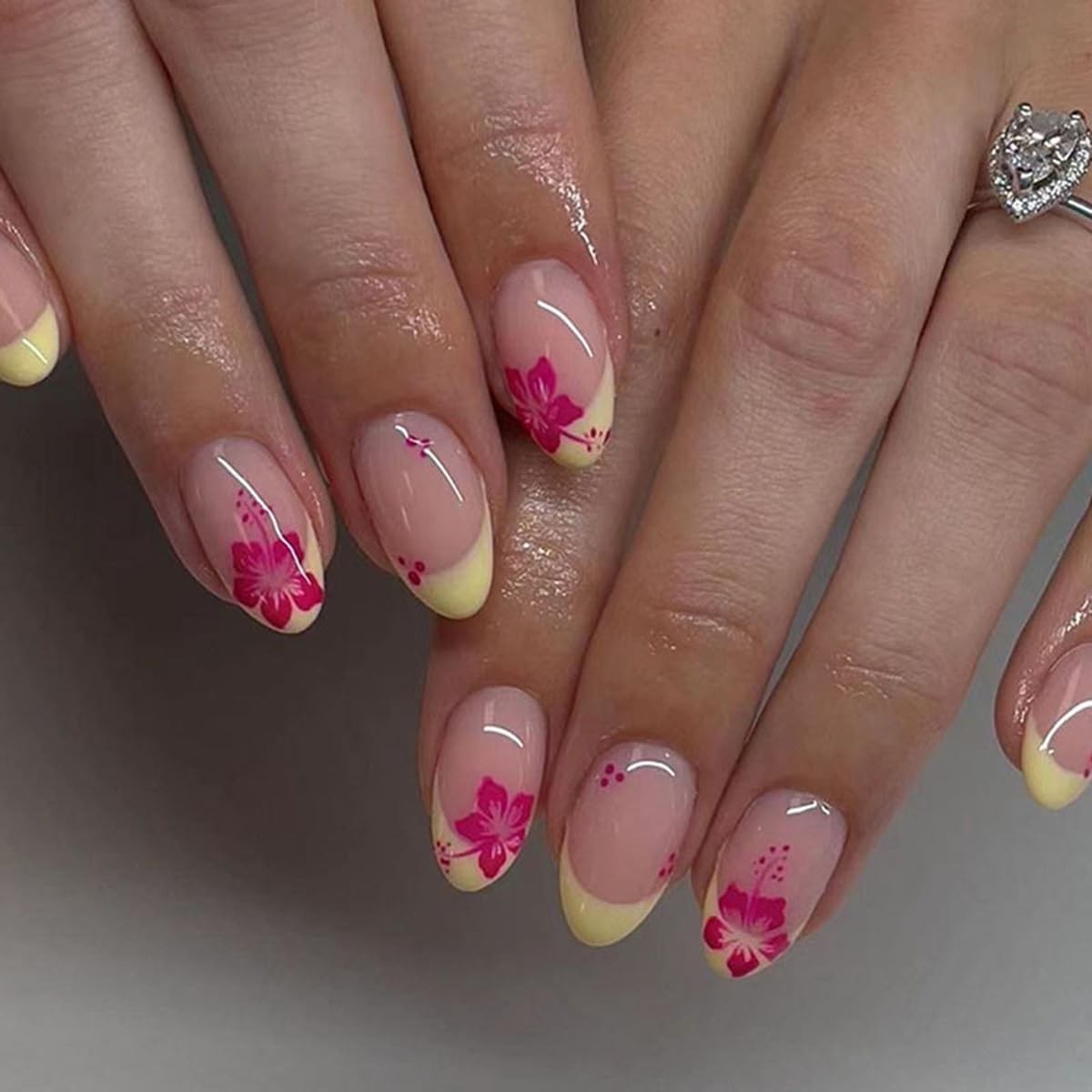 24Pcs French Press On Nails Short Oval Red Hawaii Flower Summer Stick On Nail
