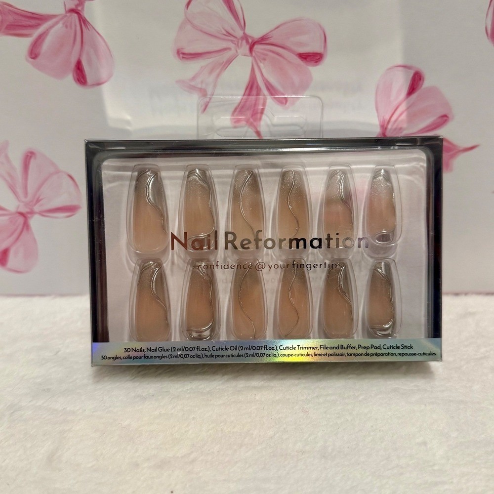Nail Reformation 30pc Press On Nails Coffin French Tip Silver Swirl