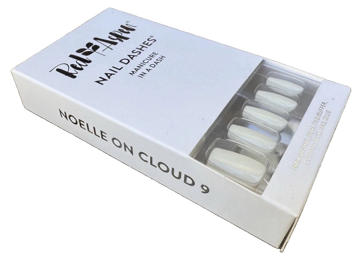 Red Aspen Press On Nail Dashes Noelle On Cloud 9 Medium Coffin NIB