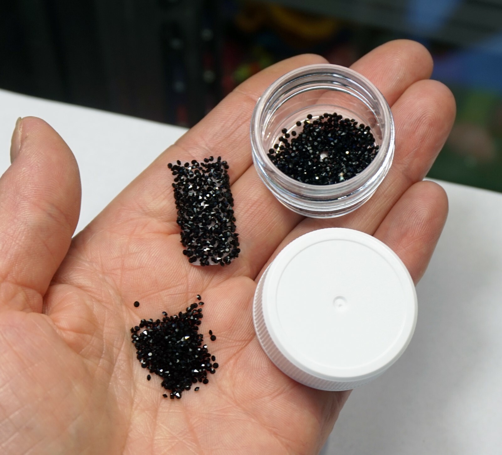 PREMIUM BLACK CRYSTALS FOR NAILS 1000 Pixiecrystals 3D Nail Art Small Gift