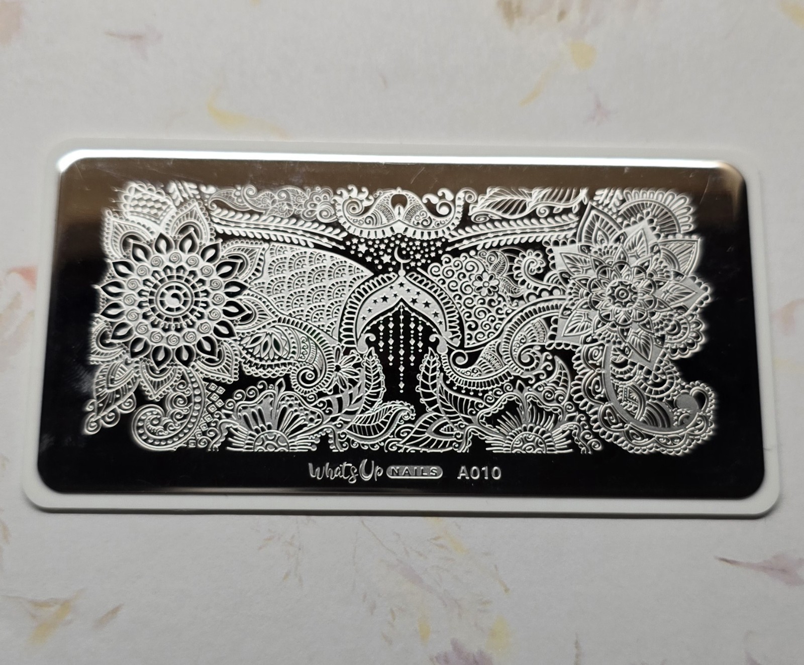 Whats Up Nails – A010 Floral Damask Stamping Plate For Stamped Nail Art Design