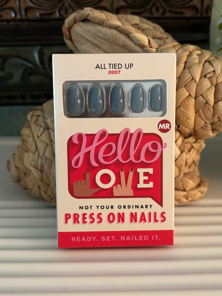 Hello Love All Tied Up Press On Nails