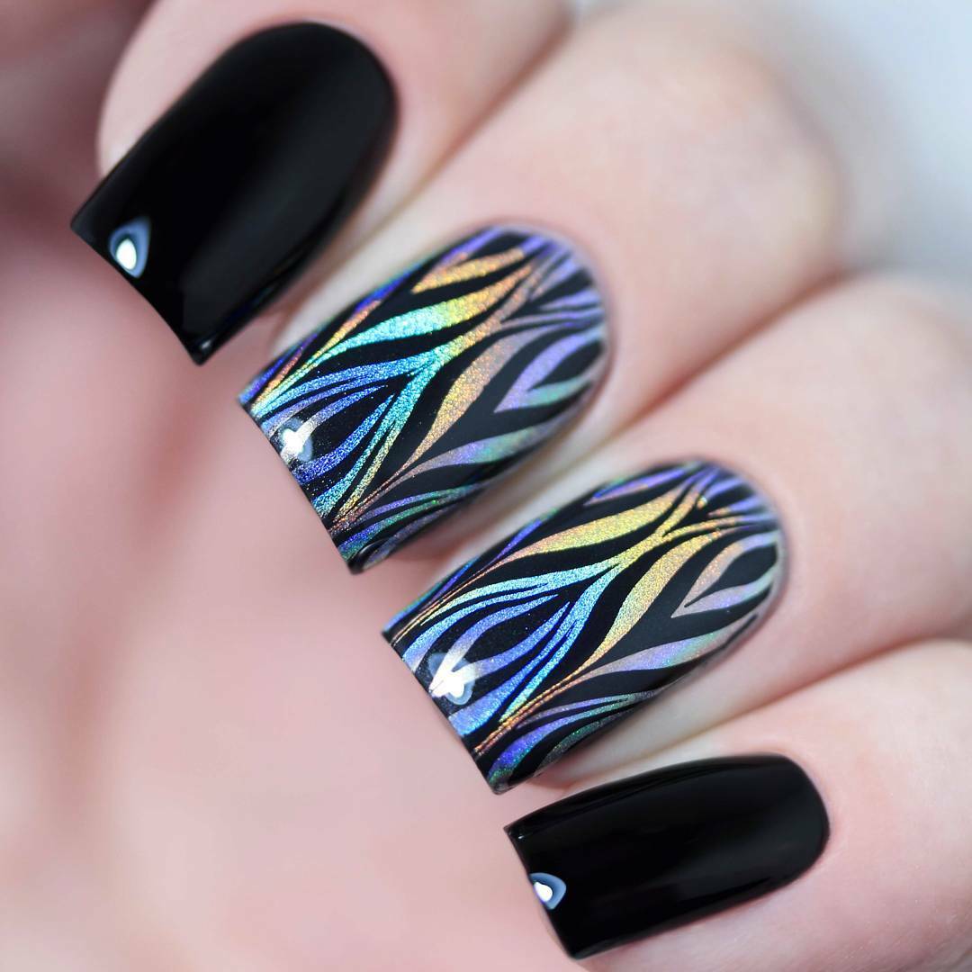 B002 Water Marble to Perfection Stamping Plate For Stamped Nail Art Design