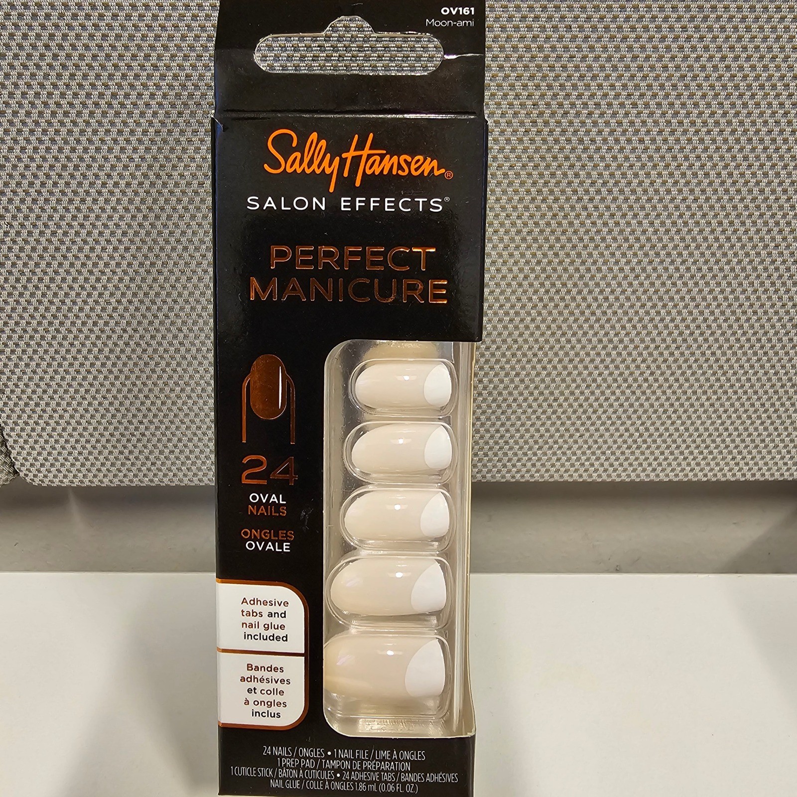 NEW Sally Hansen Salon Effects Perfect Manicure Oval Nails Moon-ami 24