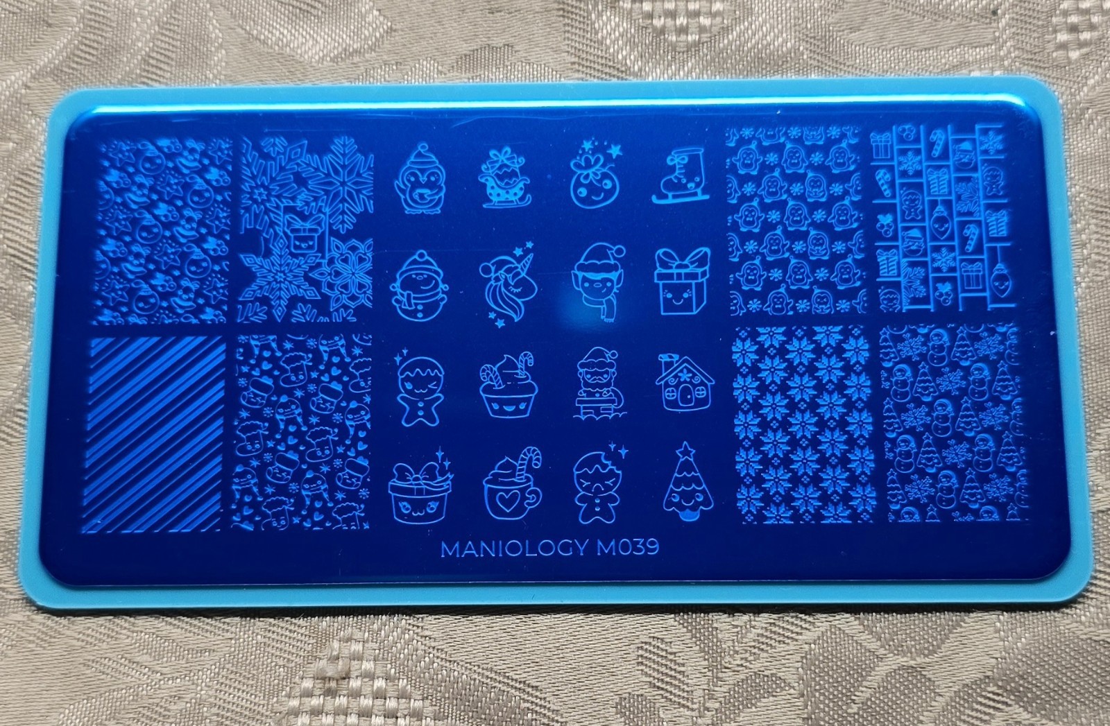 Maniology Bundle Monster M039 Kawaii Christmas Santa’s Emoji Nail Stamp Plate