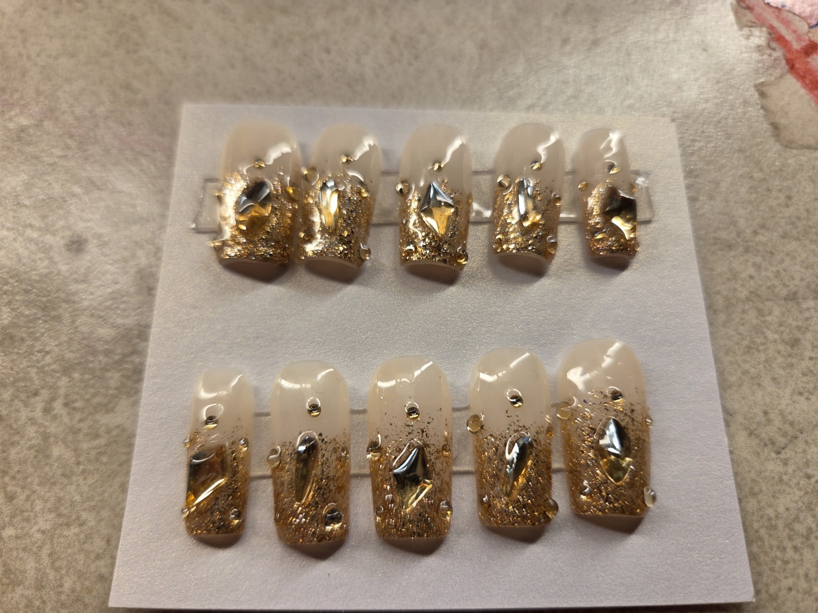 Square Small Full Cover Press-On Nails Gold/Clear Glitter Rhinestone Design
