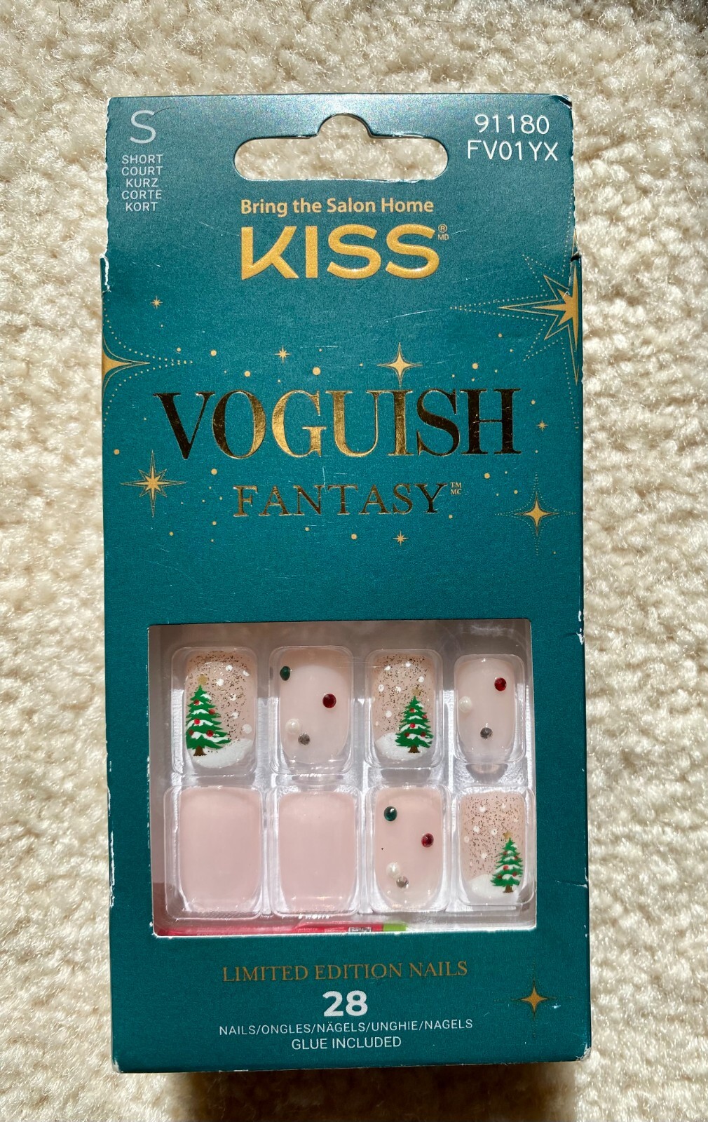 KISS Voguish Fantasy 91180 Ltd Edition Short Christmas Tree Holiday Nails BNIB