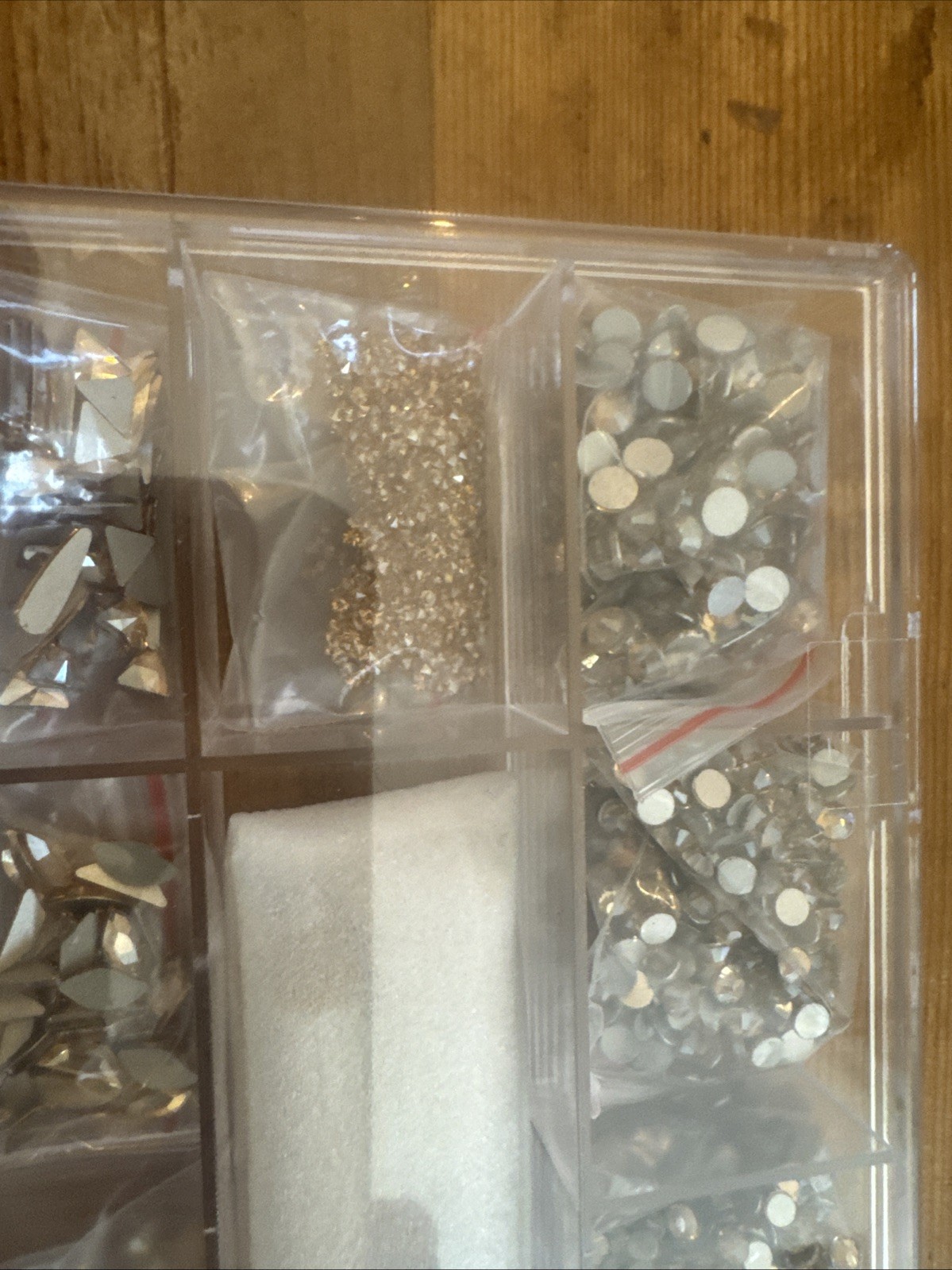 Tatiwoo Gold Nail Crystals Kit Champaign Over A Dozen Different Designs
