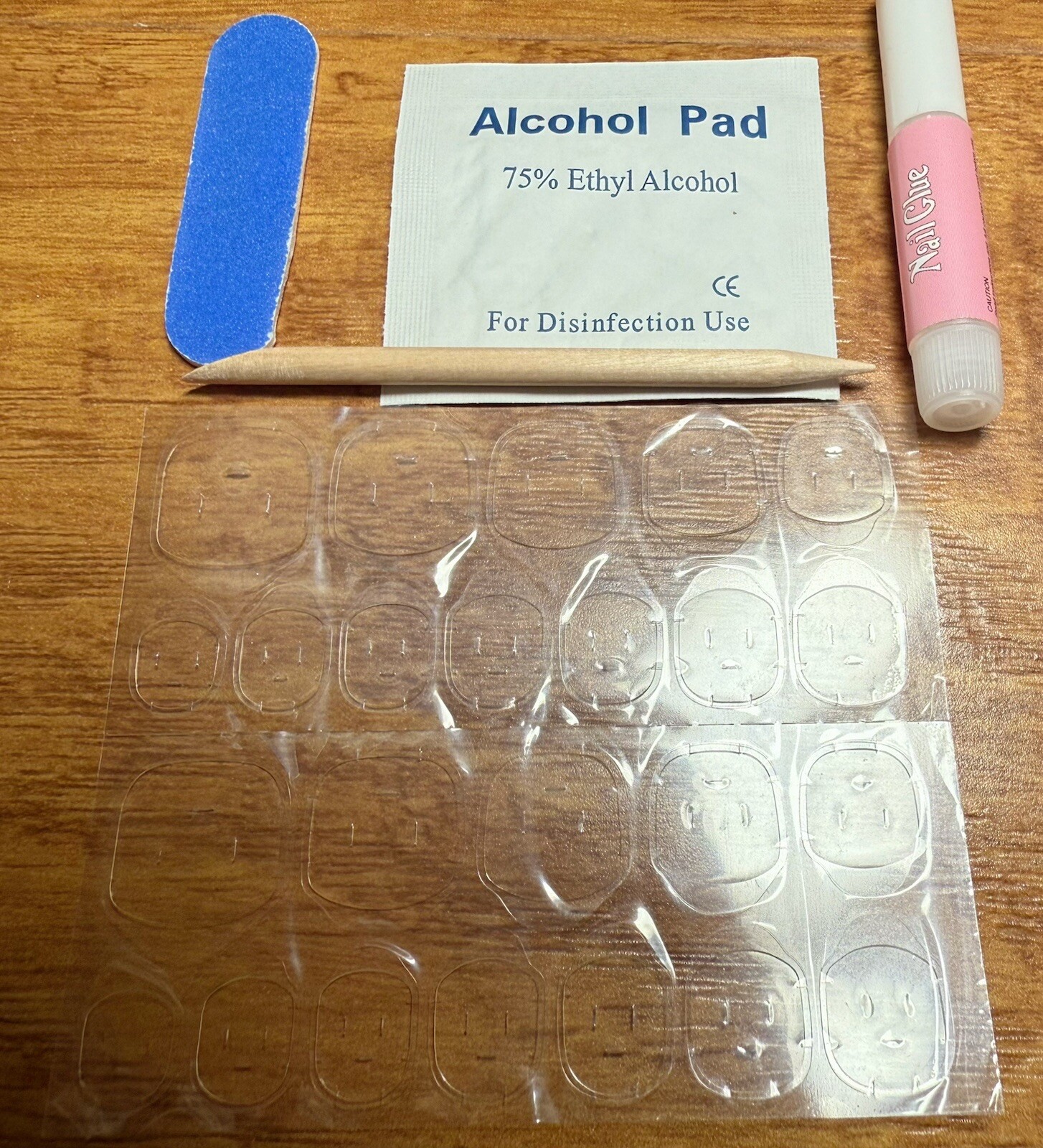 press on nails short