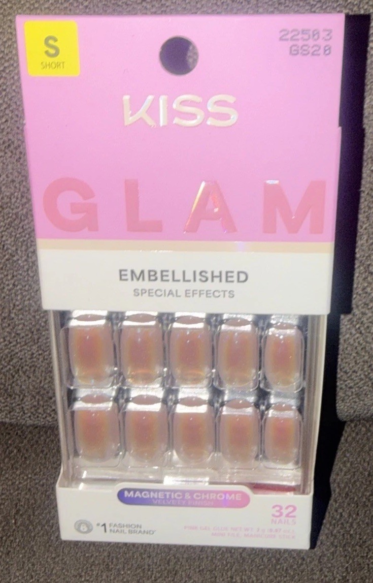 KISS 💅GLAM EMBELLISHED/SHORT SQUOVAL #GS20 – GOLDEN HOUR AFFAIRS Velvety Finish