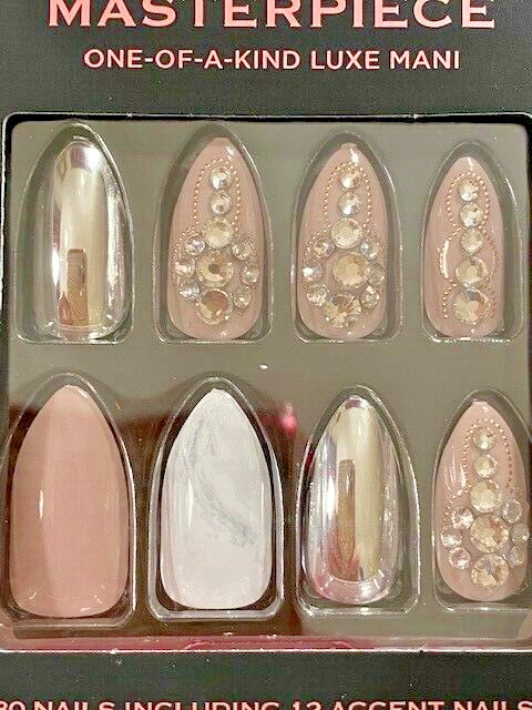 KISS New Masterpiece Luxe Mani Metallic Bling Neutral Artifical Nails BNIB