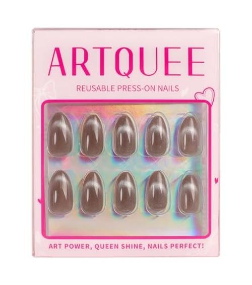 Short Wave Cat Eye Almond Nails – Short Wave – Clear Gray Glossy
