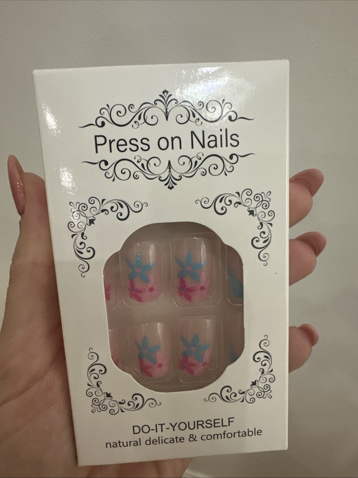 Press On Nails Pink Blue Floral Flower Design Short Square Fake Nail Set DIY