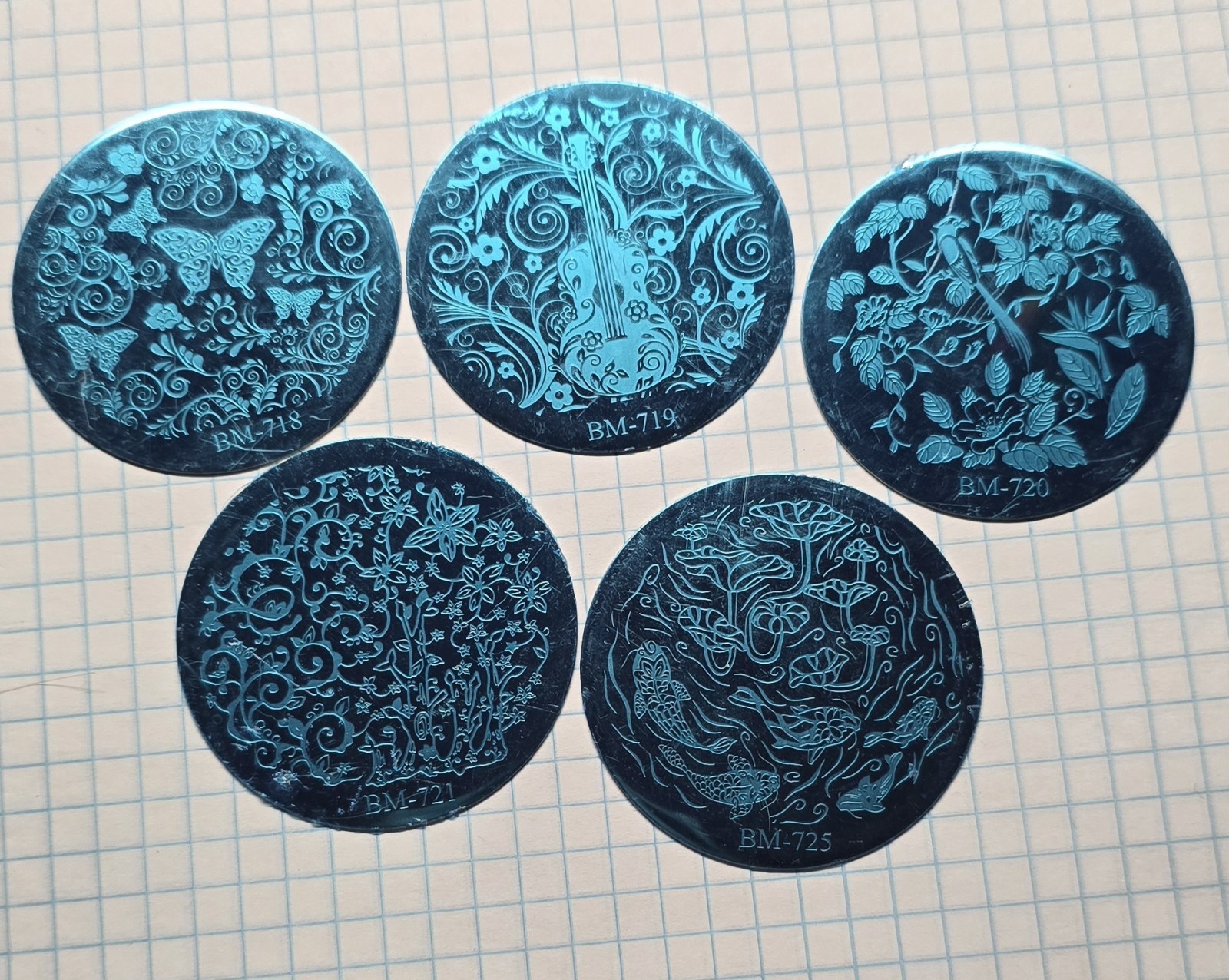 Bundle Monster Maniology Nail Stamp Round Plates Destash Lot 700 Series