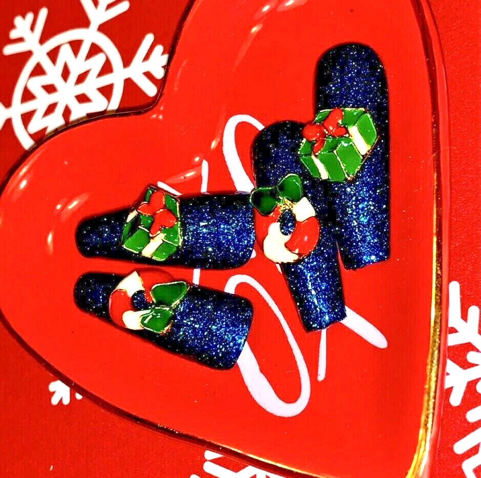 Custom Designed Long Coffin Press On Nail Set Christmas China Glaze Green Polish