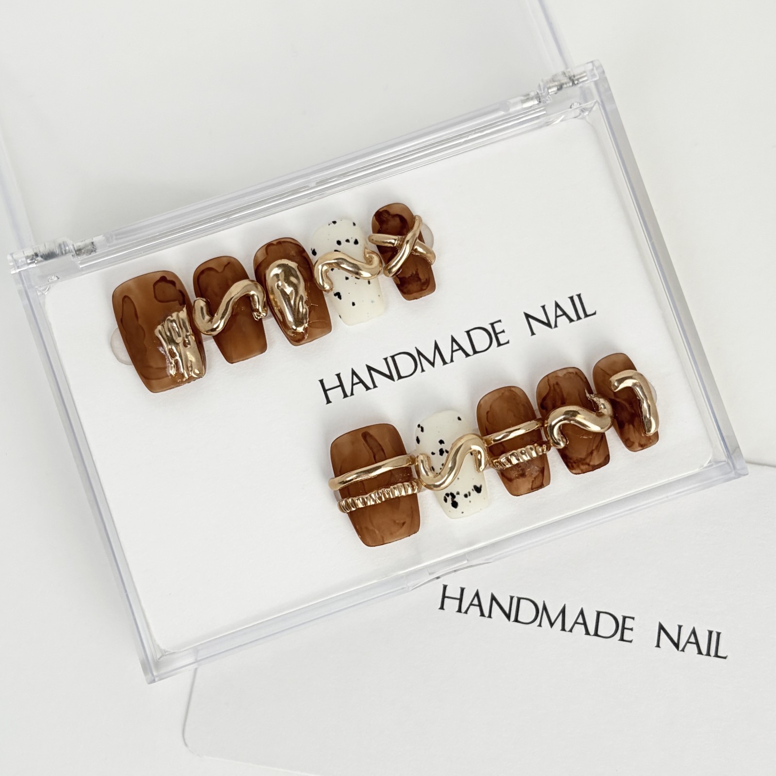 Vintage Metal Twist Brown Coffee Press-On Nails with Pearl Accent – Square Shape