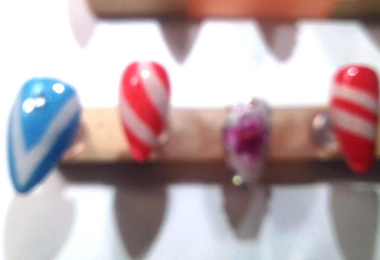 KFN Press on nails​|Handmade Puerto Rico Flag| Almond Medium| Luxury|Gel Kit