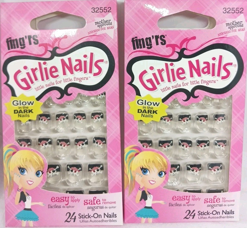 Fing’rs girlie nails 2-24 ct stick on nails for little fingers black red pirate
