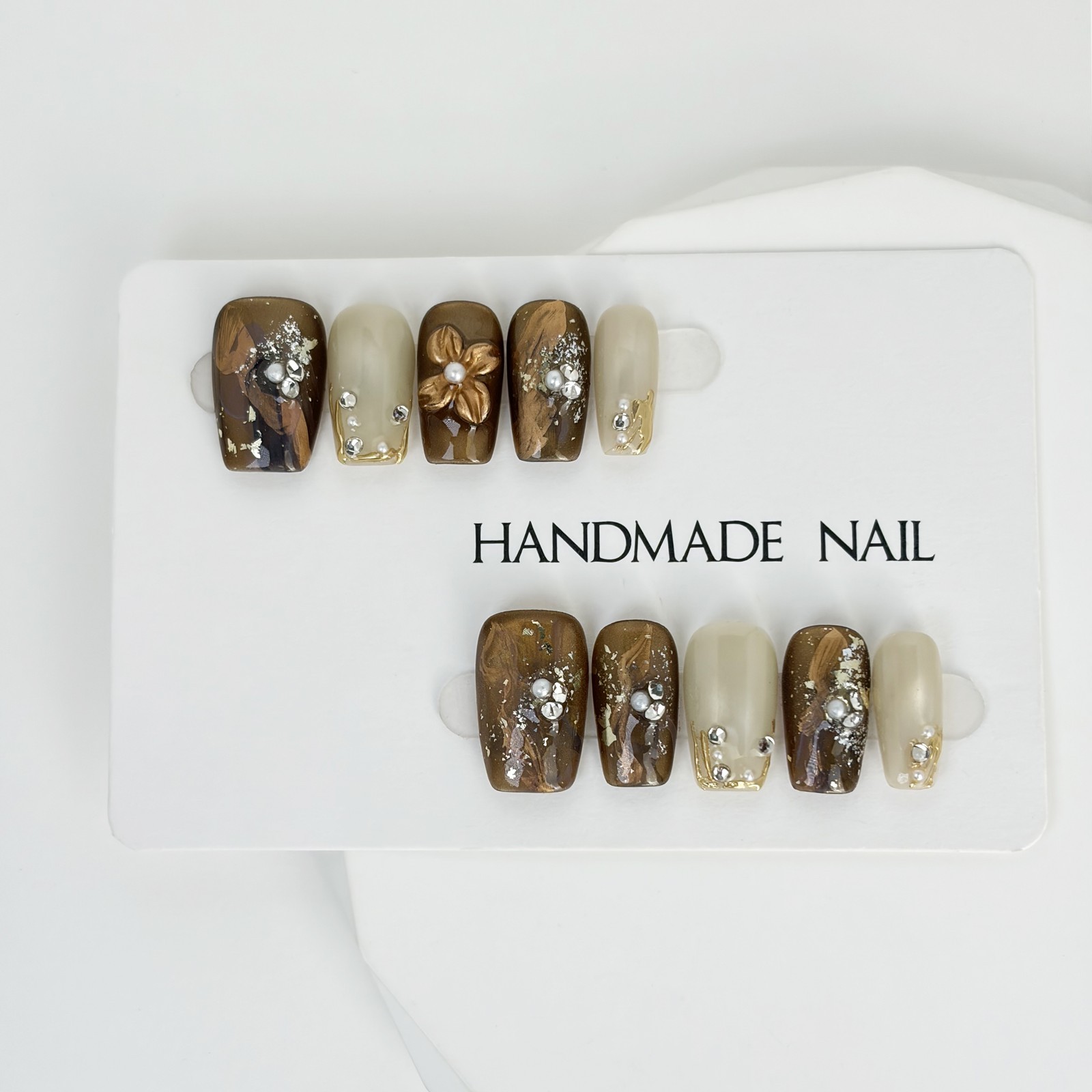 Vintage Gold Amber Press-On Nails with Pearl & Metal Flowers – Square Shape
