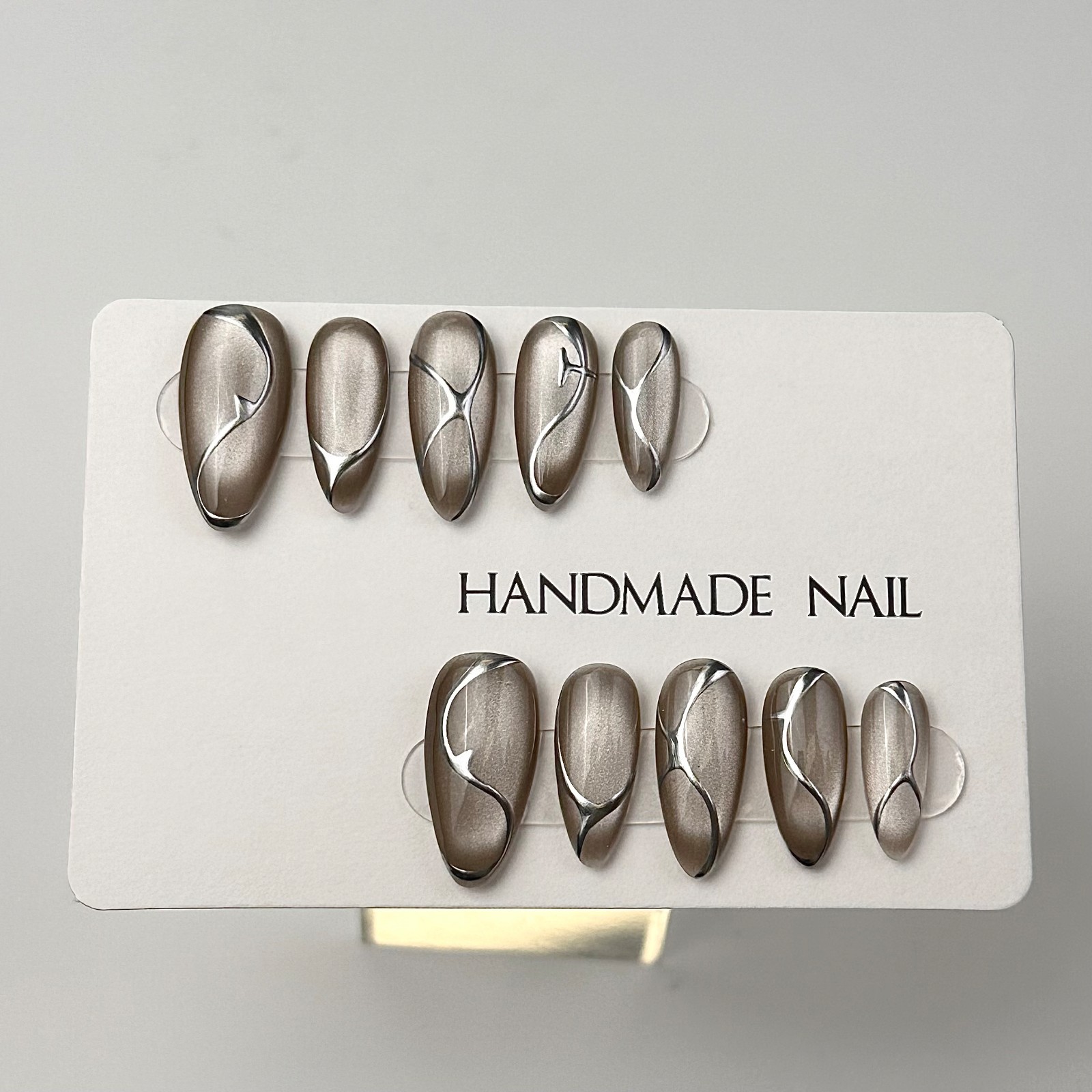 Futuristic Metallic Chrome Press On Nails, Handmade Grey Cat Eye Base Fals Nails