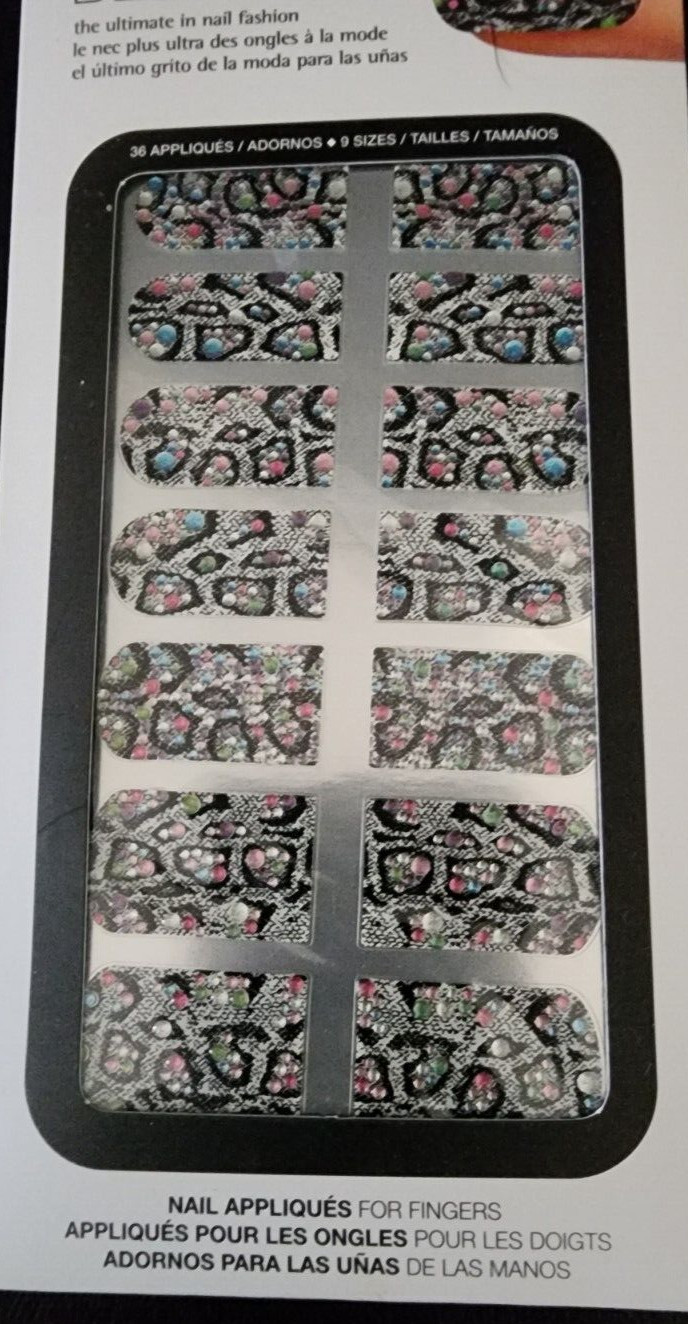 Dashing Diva Design FX Nail Appliques 4 pack Nail Wraps Nail Art NEW