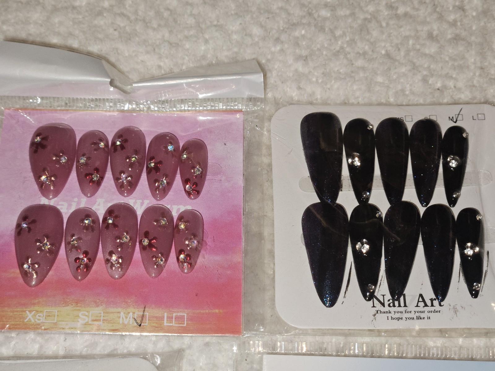 Press on Nail Bundle Cat Eye style Medium size; 14 sets