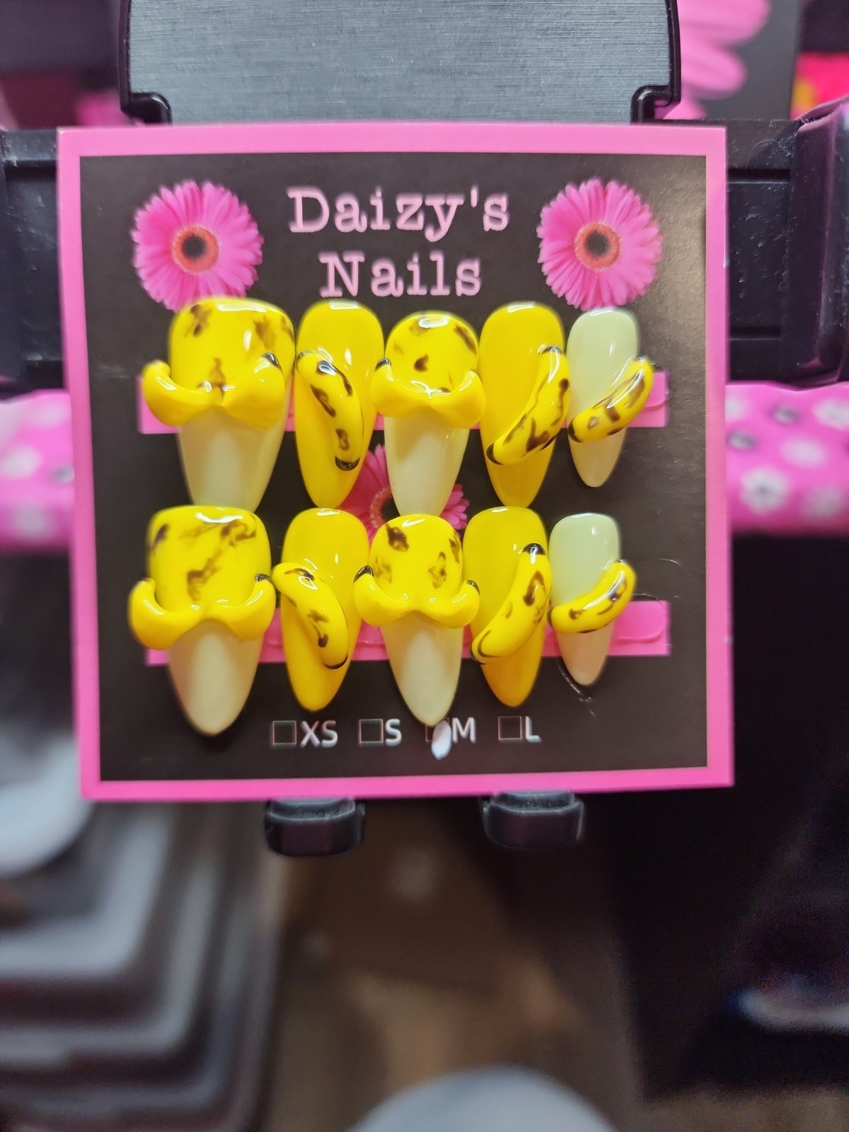 Medium Size Press-on Nail 10Pc Set Handmade Almond Yellow 3D Banana 2.5Cm Length