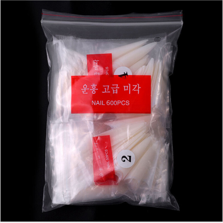 600Pcs/bag Nail Art Sharp Long Stiletto False Fake Nails Tips – Clear / Natural