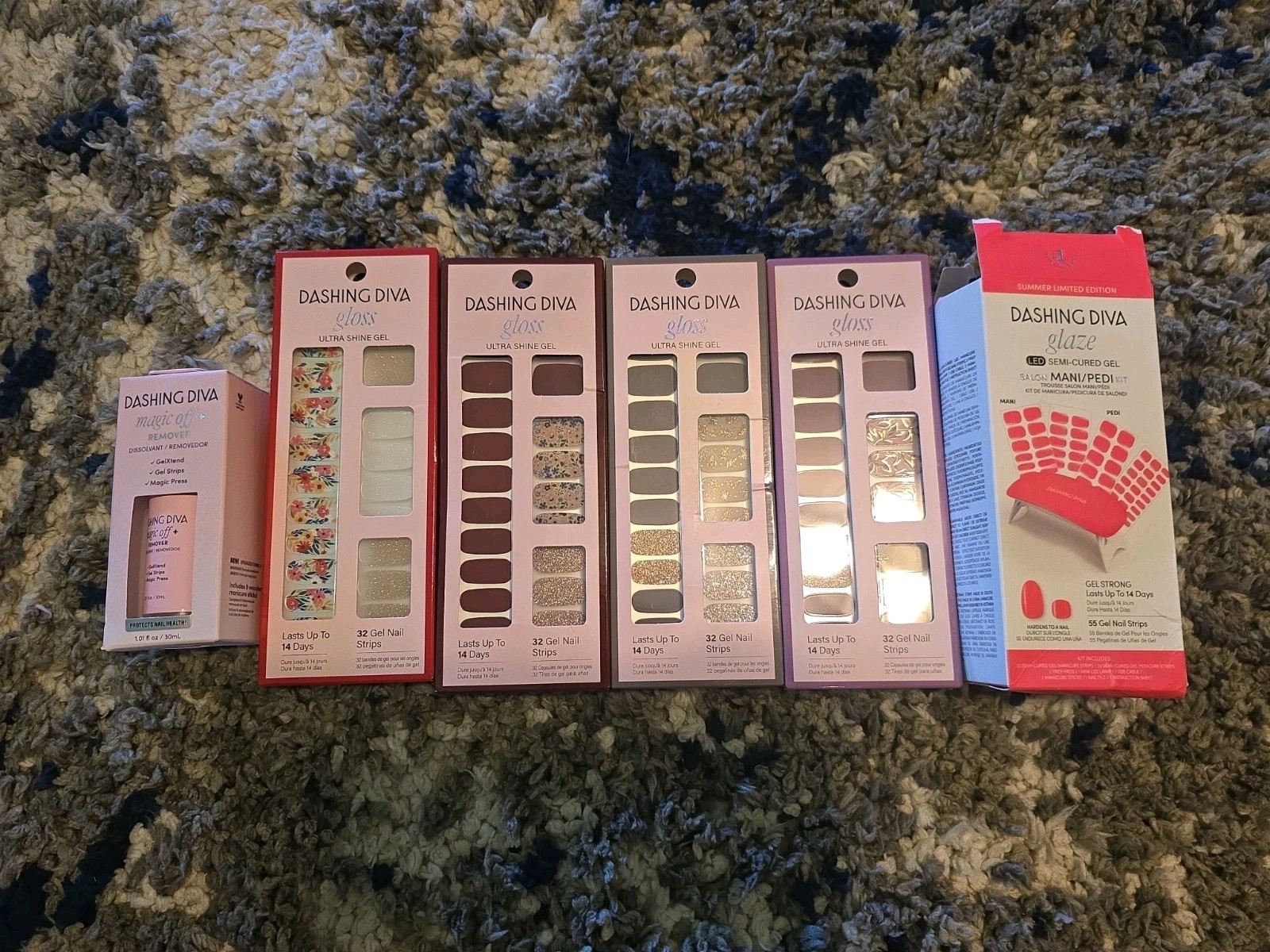 Dashing Diva Gel Nail Bundle w/ Mini LED Lamp, 4 Nail Strip Sets, and Magic Off