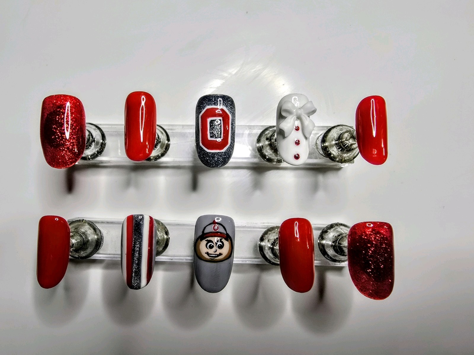 Custom Press On Nails Hand Painted College Theme Logo Oval