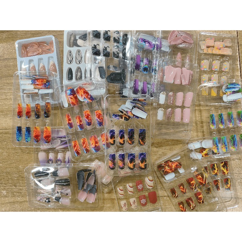 72 Pcs of Randomly Combinedand Reusable Nail Art Fake Nails with Multiple Styles