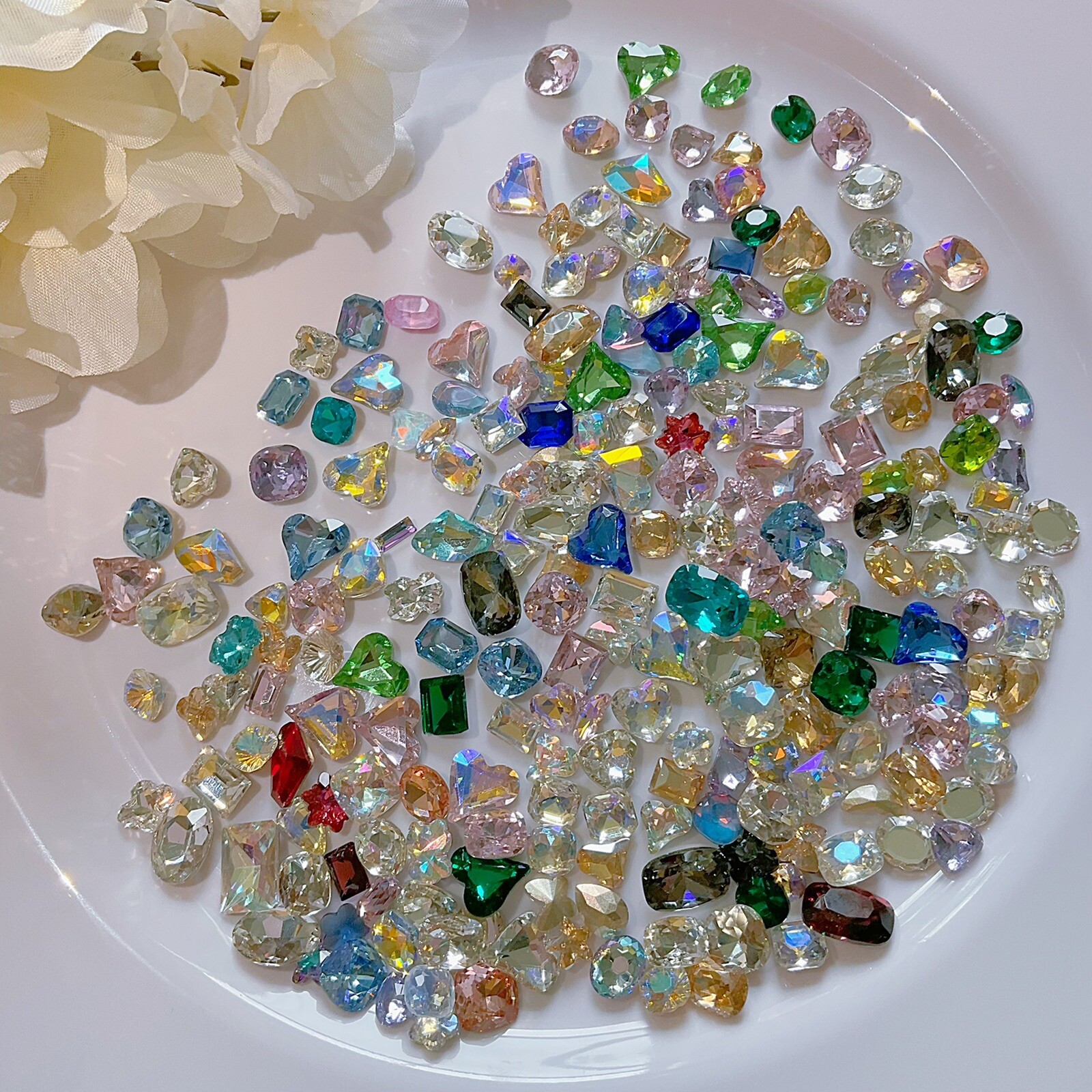 100 PCS K9 Glass Crystal Nails Accessories Rhinestone Mixed Shape Color