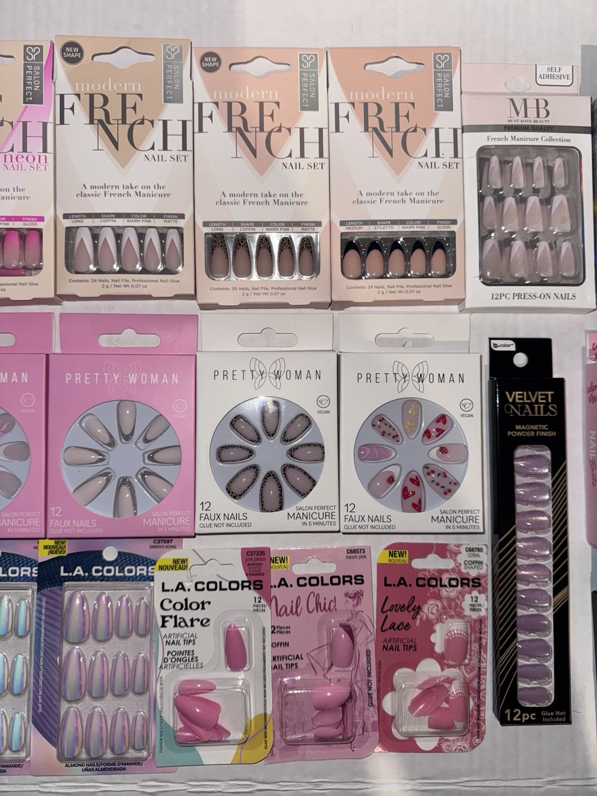 20 Packs Of Pre Designed Press-On Nails Over 300 Nails 5 Glue Tubes 4 Nail Files