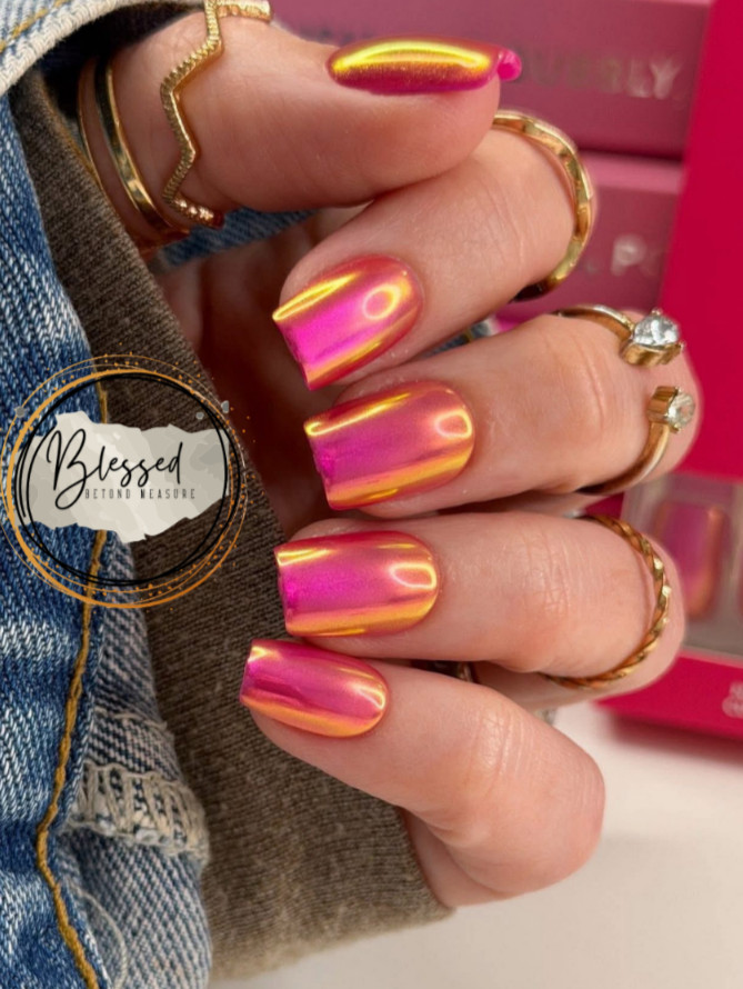 Red Aspen Press On Nails – The Heartbreaker Hue, Hails | Short Coffin | Pink