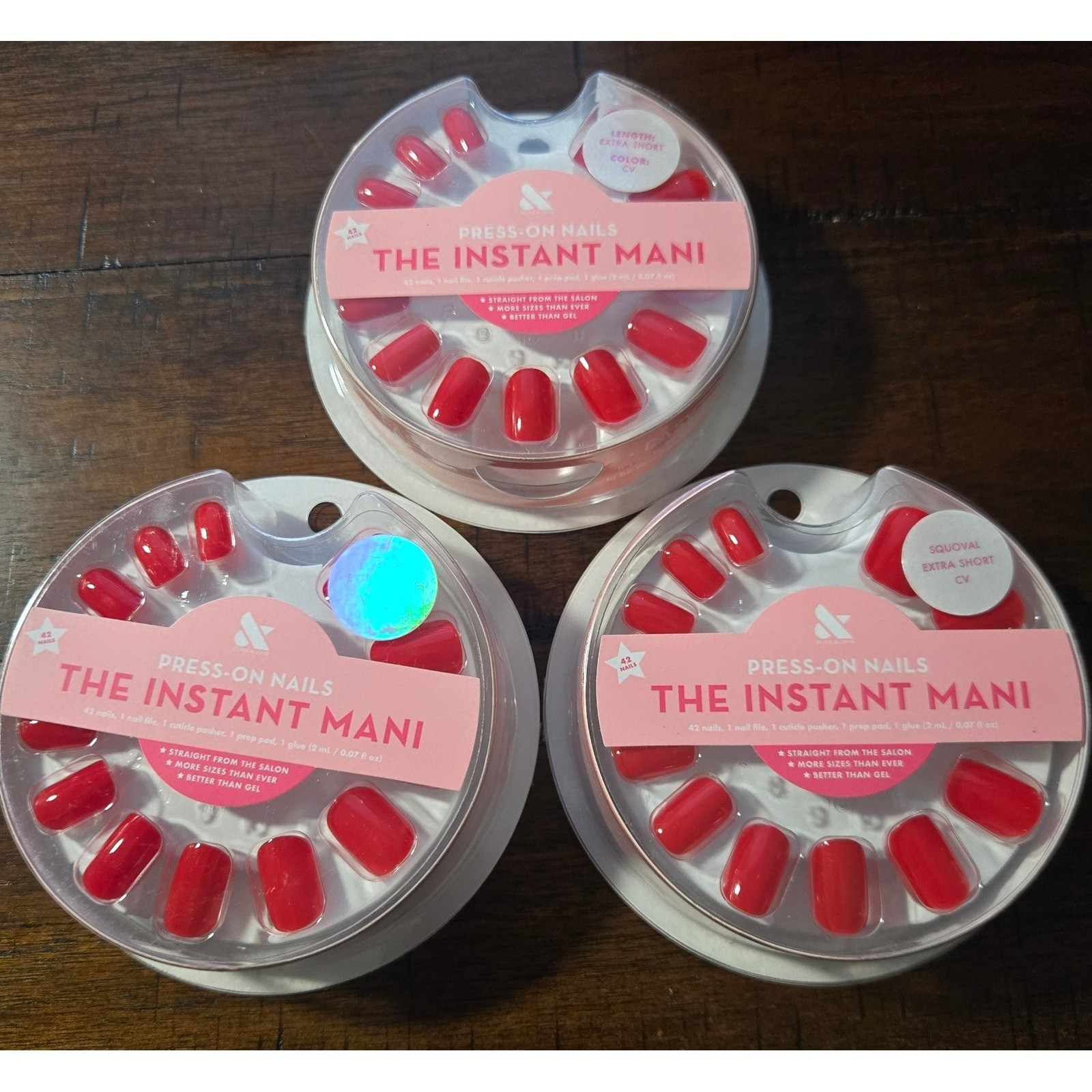 Olive and June The Instant Mani Press-On Nails CV Red Extra Short Squoval 3 Pack