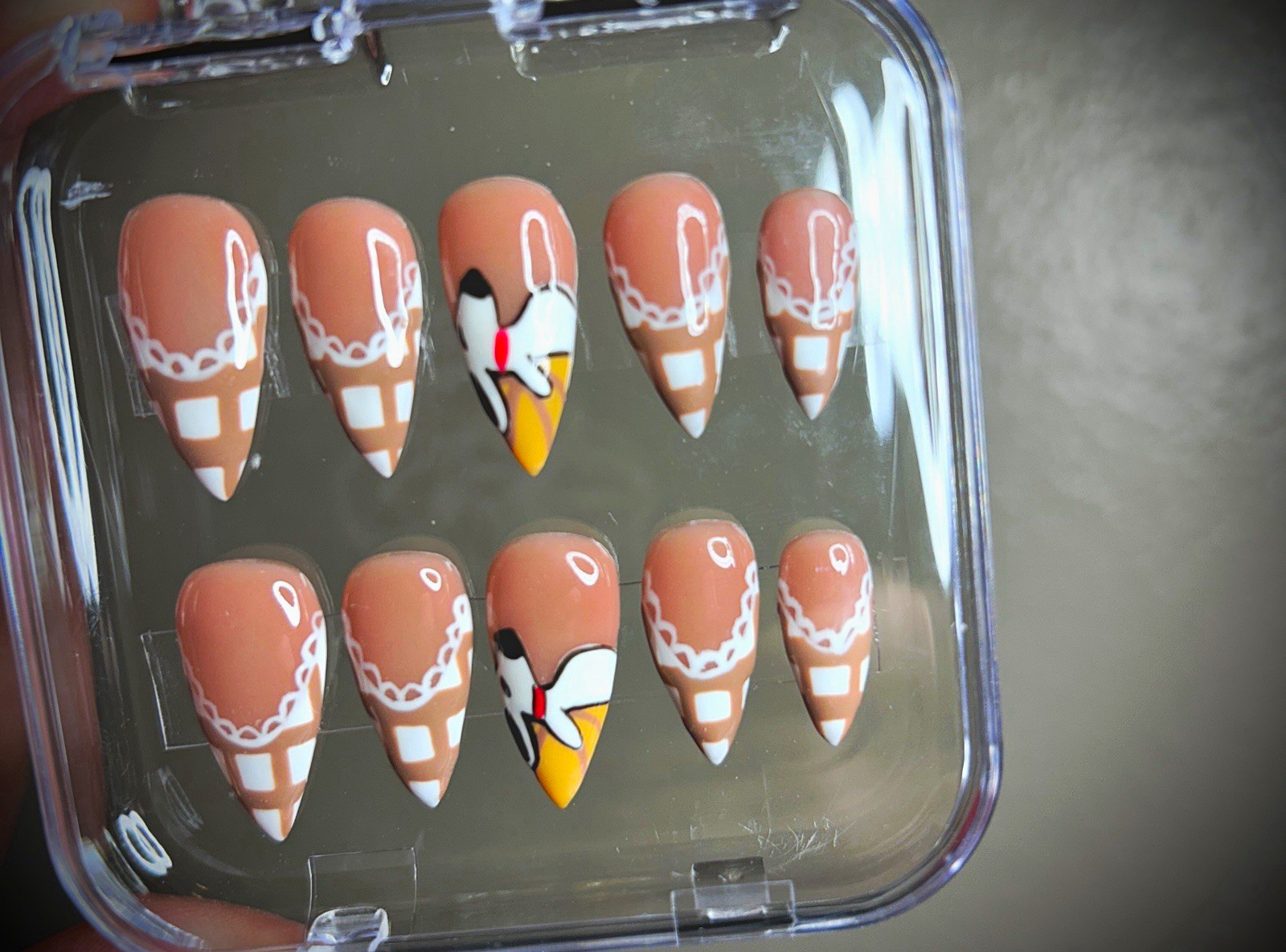 Press-On Nails Nude/White/Black/Yellow French Tip Long Stiletto Abstract