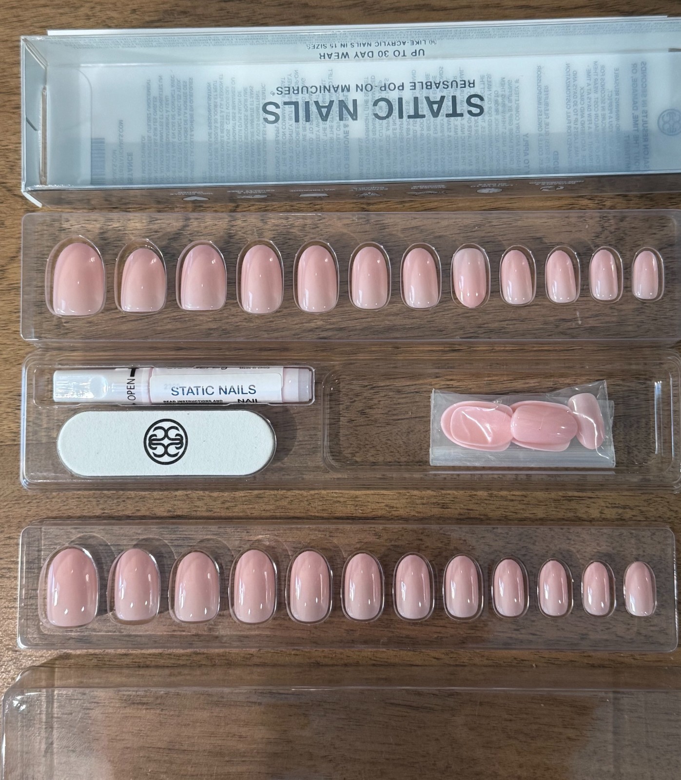 Static Nails Reusable Pop-On Manicures Jet Setter Round Light Pink NEW Lot of 10