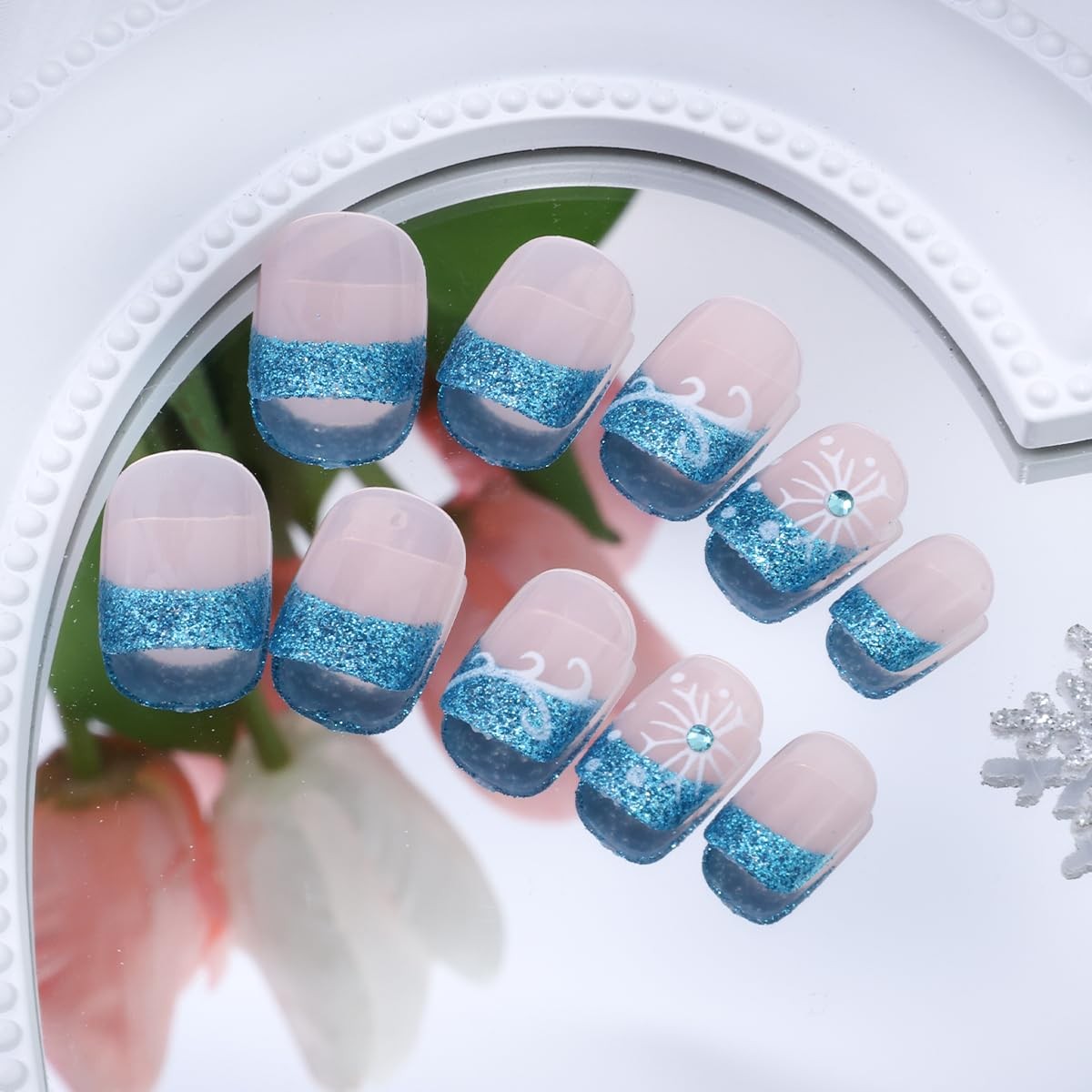 24Pcs Christmas Press on Nails Short Square BMKKOT Winter Fake Multicolor