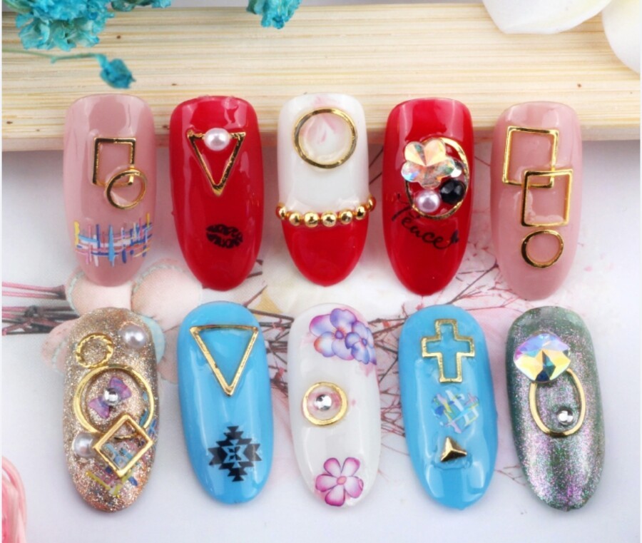 10pcs 3D Hollowout Gold Metal Oval Circle Rect/Triangle Frame Nail Art Decorate