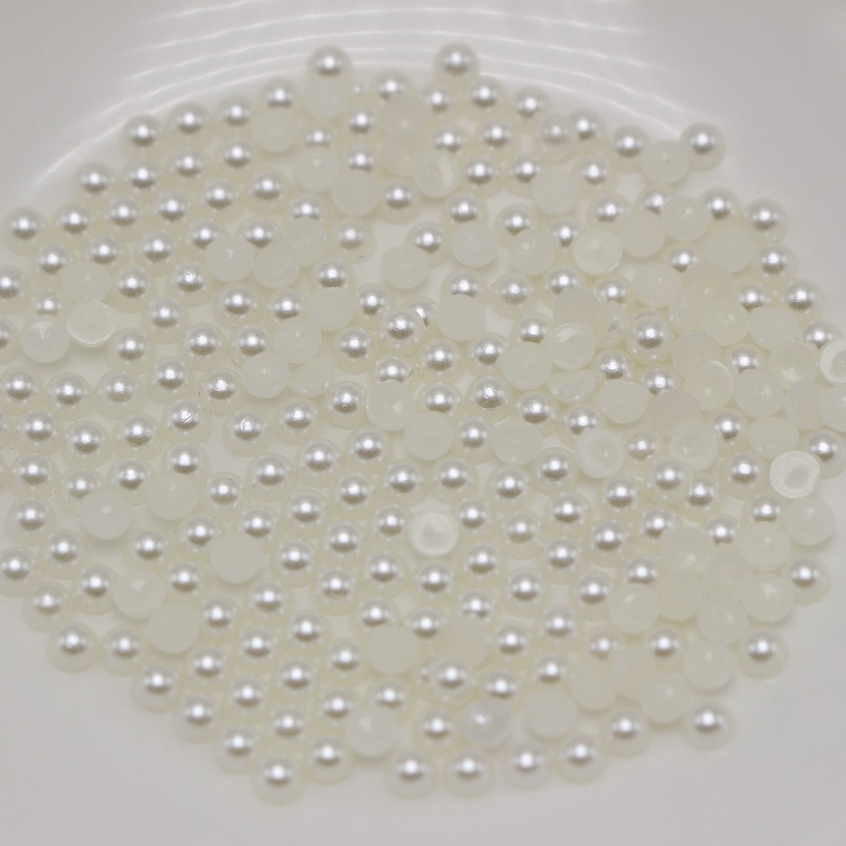 10,000 pcs Acrylic Tiny Half Pearl Flatback Round Bead 1.5mm Nail Art Tips